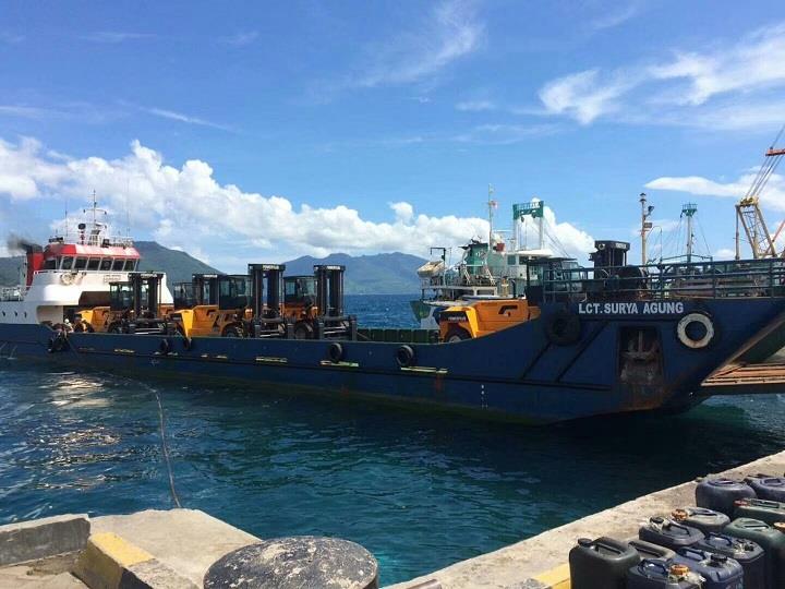 ভারী দায়িত্ব ফর্ক লিফট 25 টন ডেলিভারি