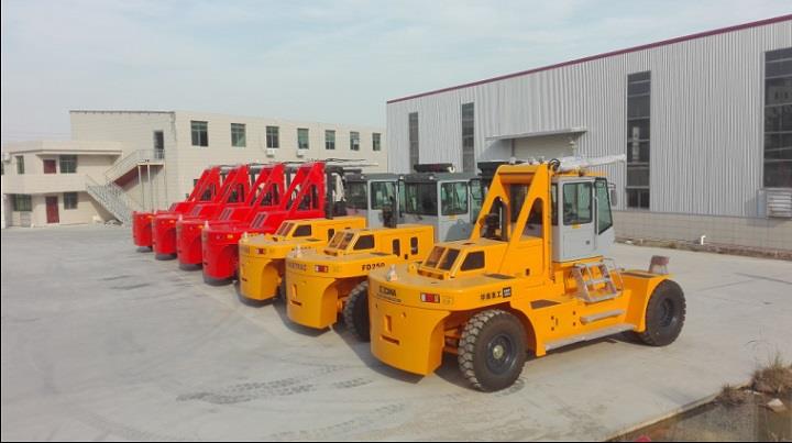 Heavy duty forklift 25 ton