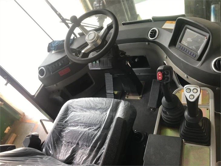 32 Ton Heavy Forklift Truck Engine Diesel