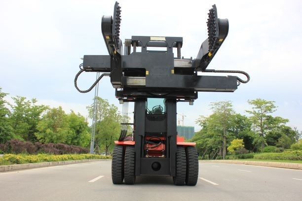Socma 13.5 Ton Forklift Heavy Equipment Attach Tire Clam